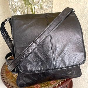 Exquisite Lambskin Flap Crossbody Bag Genuine Leather Italy Multi Pocket Handbag